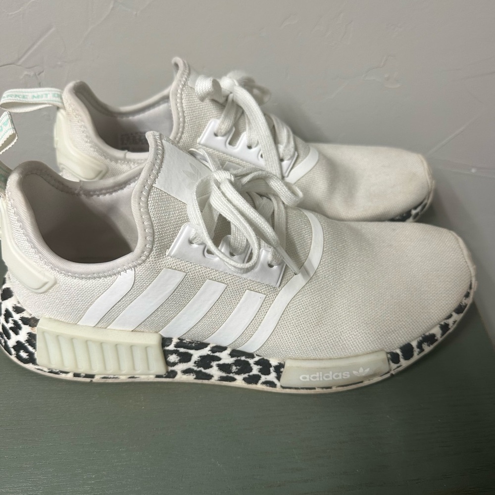 Adidas Cream Sneakers with Black Patterned Sole